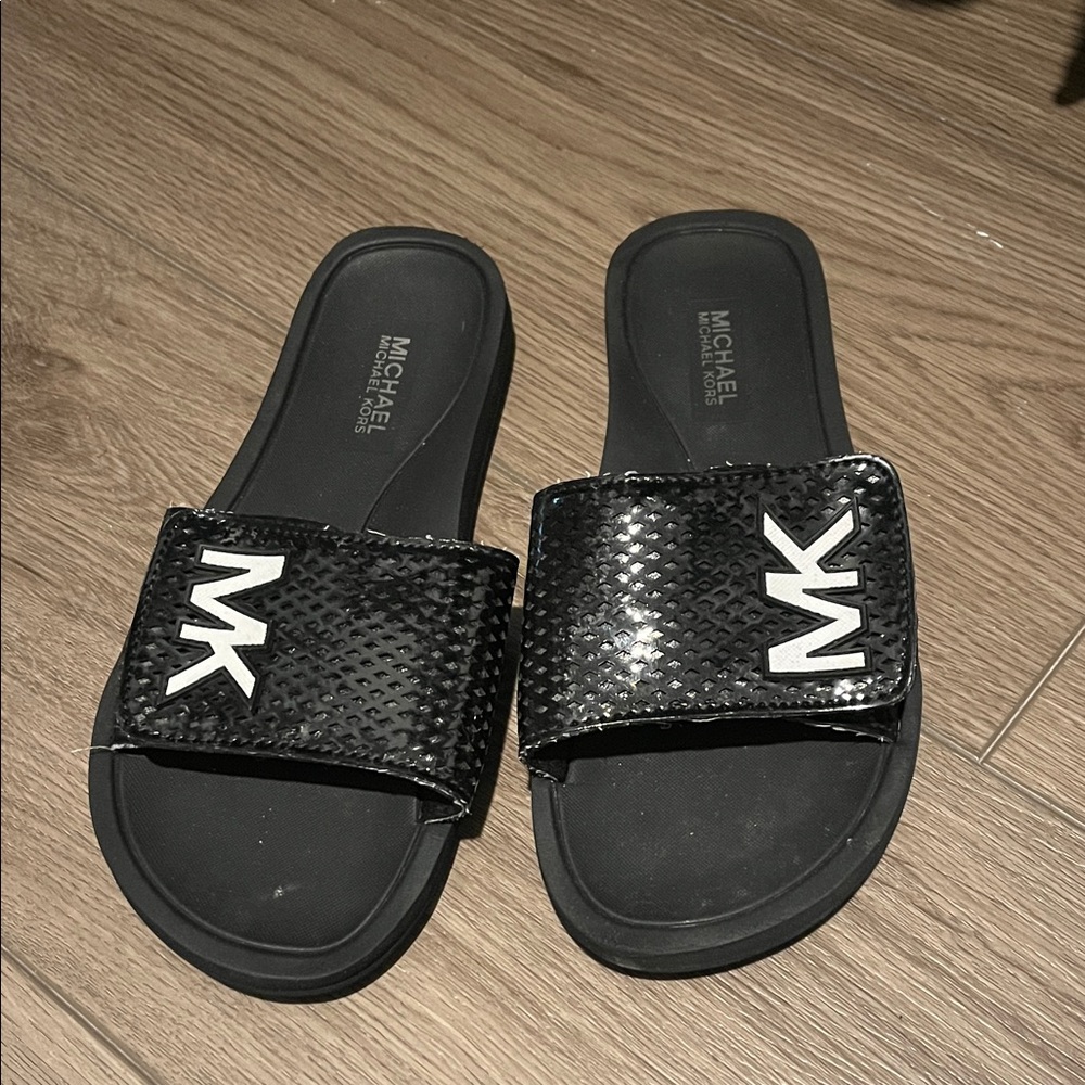 Michael Kors Shiny Black Slides with MK Logo